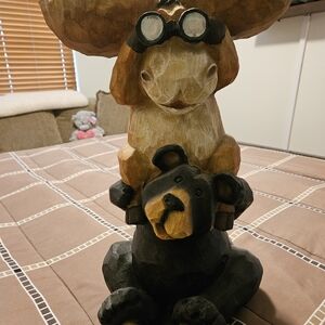 Charming Animal Figurine Set - Moose and Bear